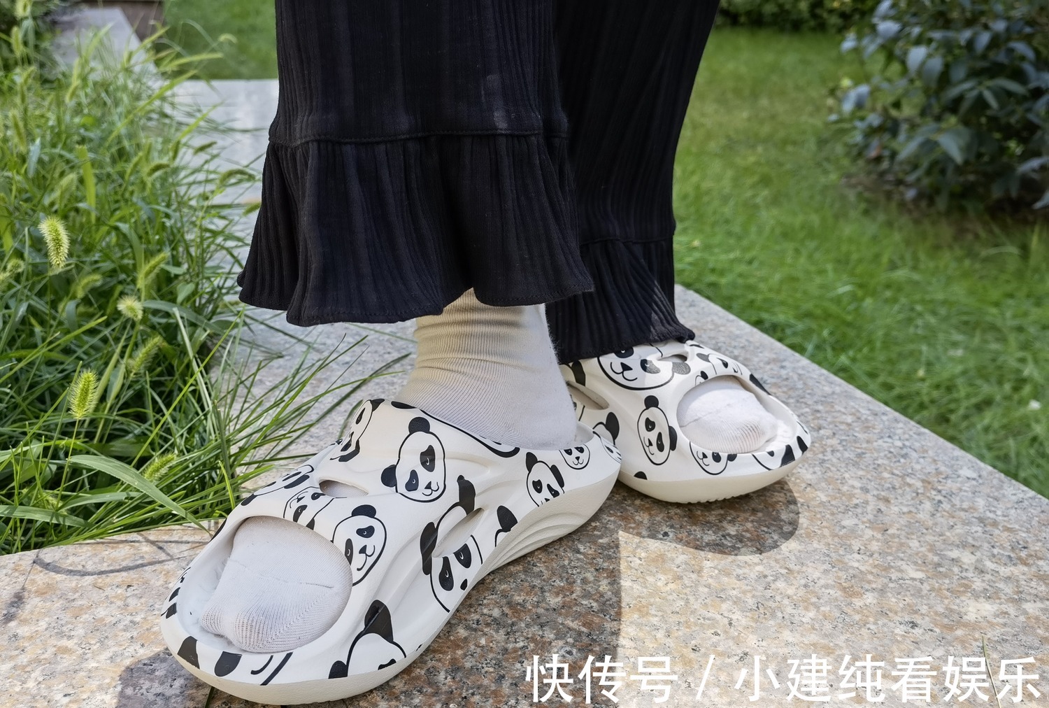 鞋底 穿拖鞋运动?你没看错,这款咕咚舒缓鞋居然还真潮啊