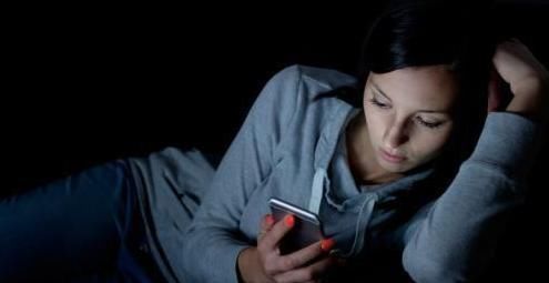 女人|宫寒的女人，要避免“4凉”，常吃3物、做2事，子宫一天天变干净