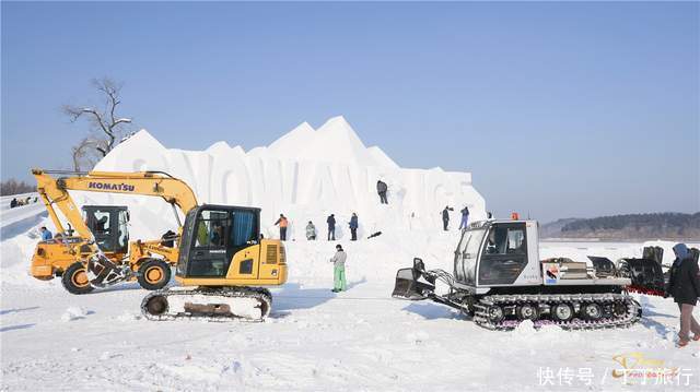  你可知长春雪雕背后的故事，雪雕界黄埔军校，冰雪里的技术淘金者