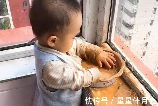 小手手|“破坏大王宝宝”趁机嚯嚯花草火了,我妈已经3天没打我了