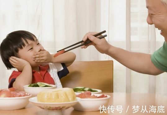 积食|7岁孩子出现积食,家长发现3处端倪,调理后身高135cm