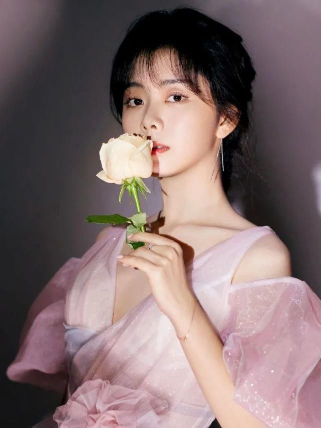 2021公认美女新类型来了！“奶茶系女生”火了！