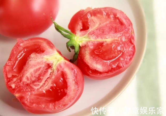 多汁|买西红柿别只会看颜色,牢记4个妙招,西红柿鲜甜多汁,做菜好吃