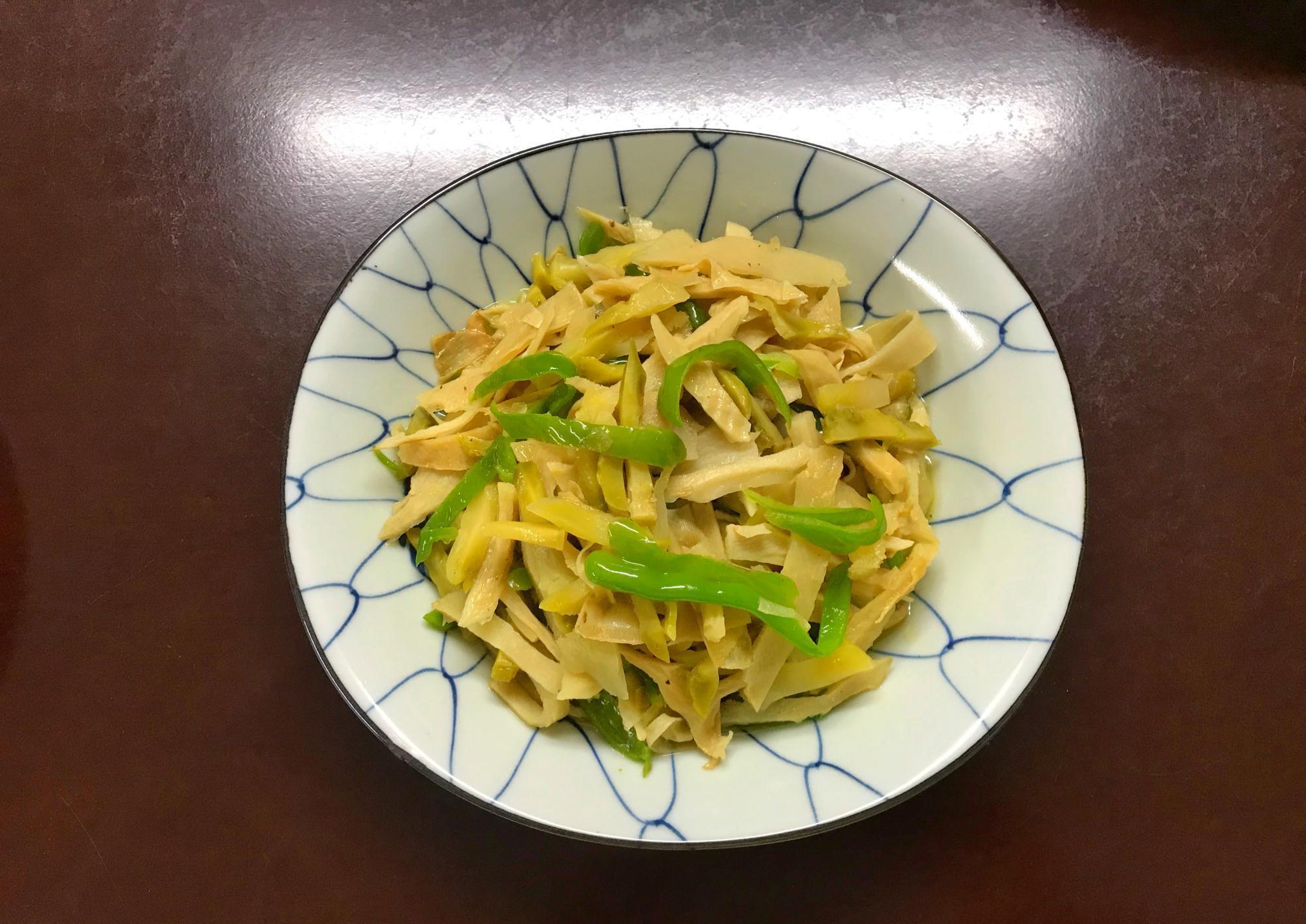 一家三口的日常晚餐，荤素4个菜不到60元，经济实惠又好吃