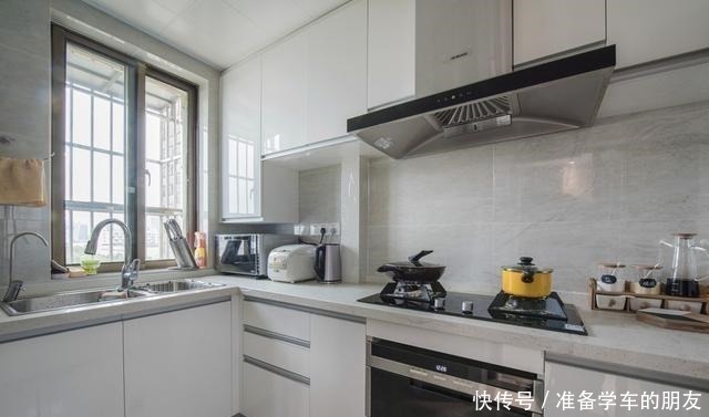 背景墙|房子才刚入住,晒到同期业主群,大家都夸我有眼光,效果真有品味!