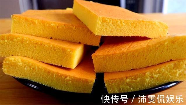 自制蛋糕真不难,6个鸡蛋1碗面粉,烤到金黄就出炉