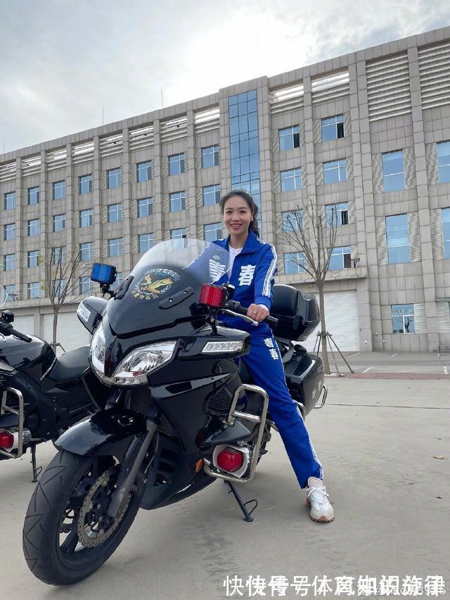 瓦尔加斯|英姿飒爽!中国女排美女队长晒出近照,略显婴儿肥却仍貌美如花