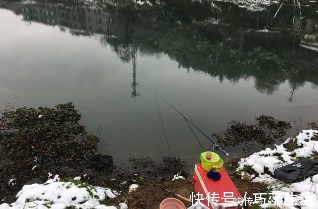 冬季钓鱼到底是晴天好还是雨天好？选对天气才能钓得更多