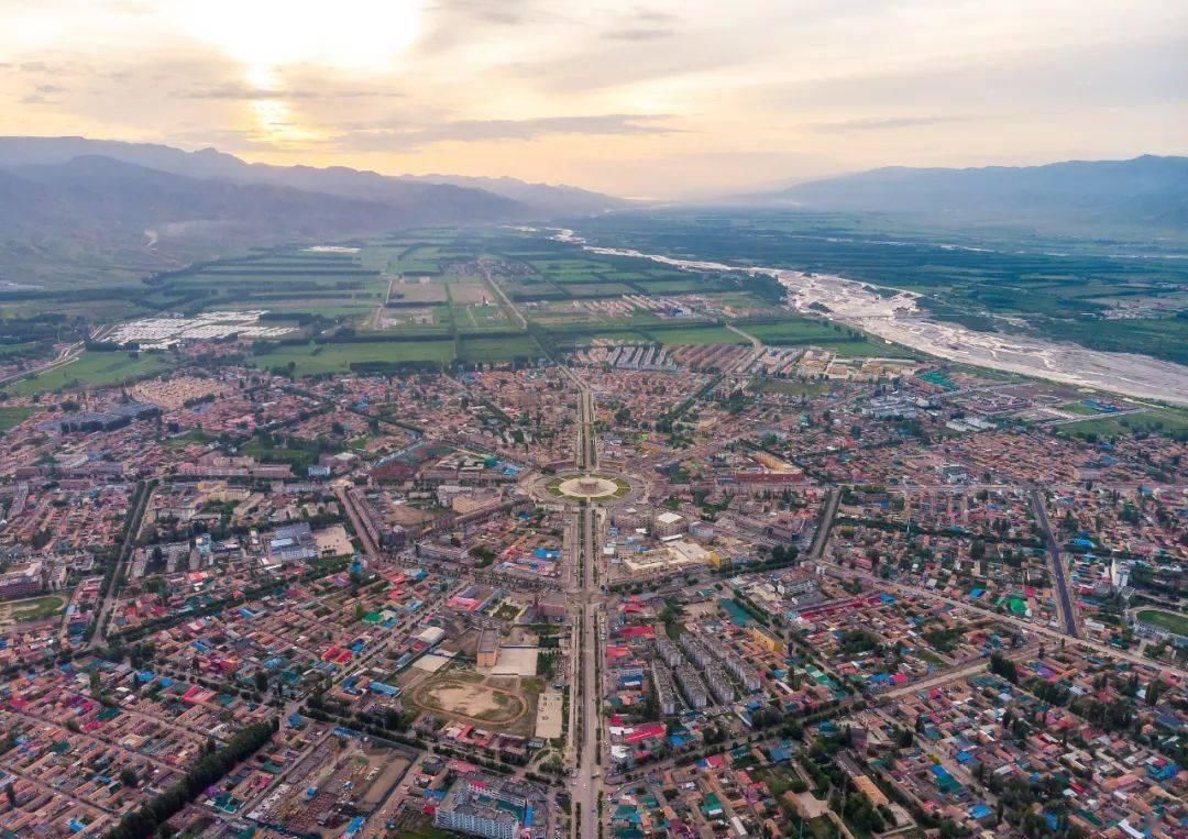 图片源自|【趣味地理】中国地理的九个趣味冷知识，第一个就惊呆，我竟然一个都不知道！23张图，让你瞬间记住中国地理！100条超有趣地理谜语！