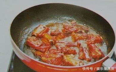 山楂|排骨的新做法,一口咬下去口齿留香,实在太好吃,全家老小都爱吃