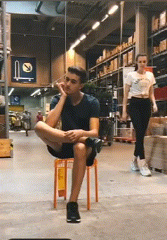 |搞笑GIF：真是一枚灵活的胖子，镇住了所有人