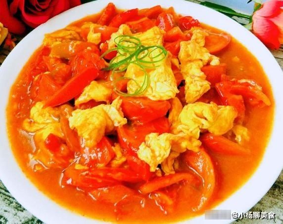 做西红柿炒鸡蛋时，多加几滴这东西，滋味大不相同，家人更爱吃