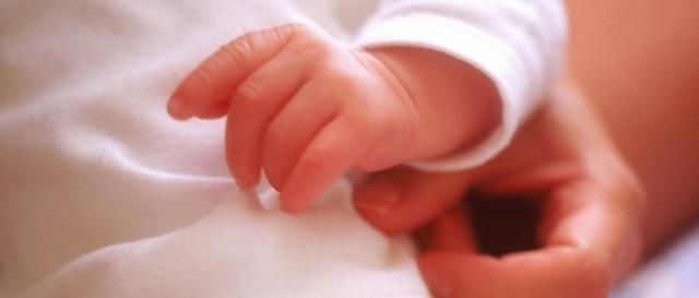 白天|宝宝白天出生和晚上出生有何不同可能很多人不知道,父母别忽视