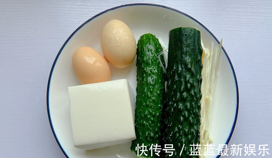 金针菇|瘦身时最爱喝这碗汤,低脂饱腹,清香刮油,吃撑了也不怕