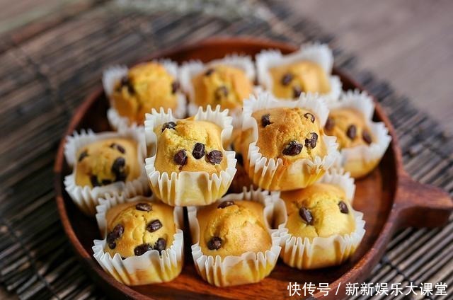  不用打发鸡蛋，也能做出松软可口的小蛋糕，简单易学，成功率超高