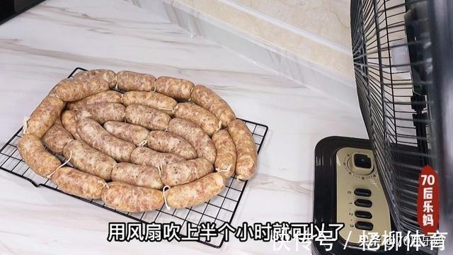 脆皮肠在家就能做，Q弹爆汁无添加，每根成本不到一块钱