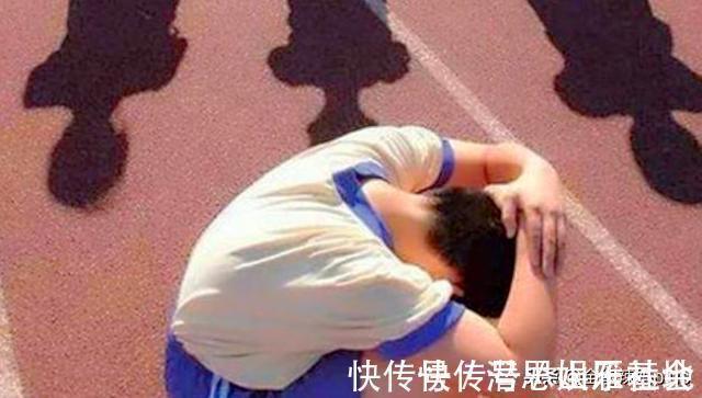 小学|最“毒”小学毕业册火了,字里行间满满恶意,现在的孩子怎么了?