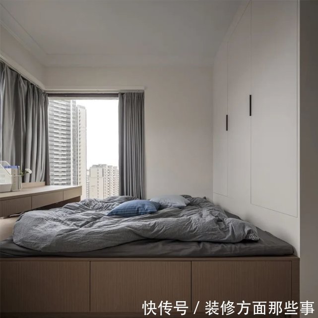 现代|现代简约三居室,超爱的地台式榻榻米卧室!