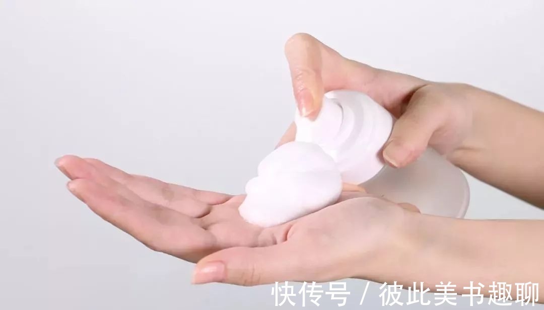 皮肤 为什么脸部皮肤总会出现问题?你想要的护肤秘籍,这里全都有