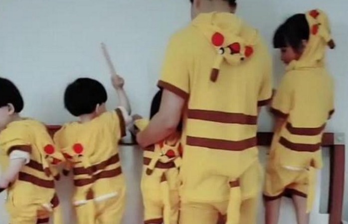 “全网最怂奶爸”带4娃面壁，网友：五个同姓的干不过一个做饭的