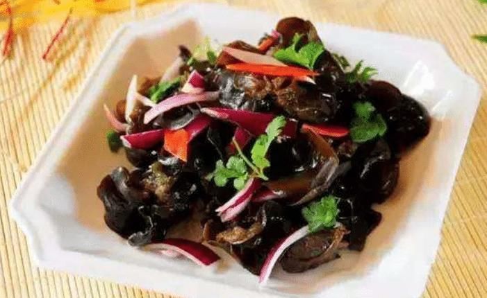 洋葱和它是绝配,等于“血管清洁工”,每周吃2次,血管通畅了