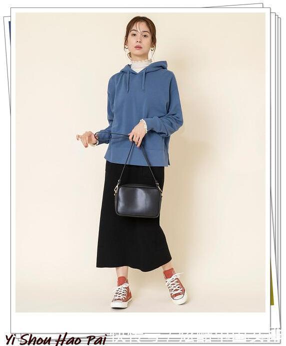 卫衣的15种秋季简单穿搭分享!把休闲的单品穿出轻熟优雅的感觉