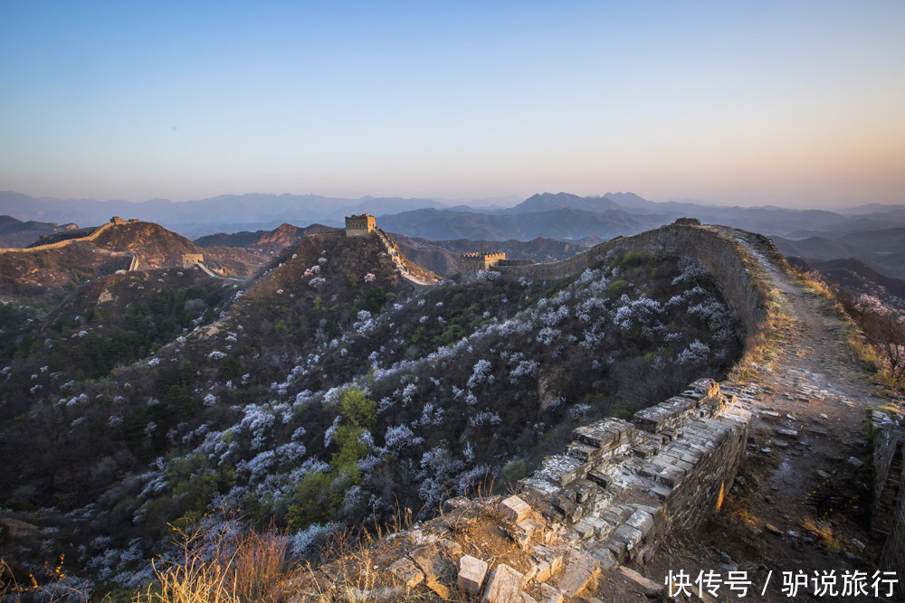 万里长城，金山独秀：10.5km金山岭长城，中国十大赏秋地