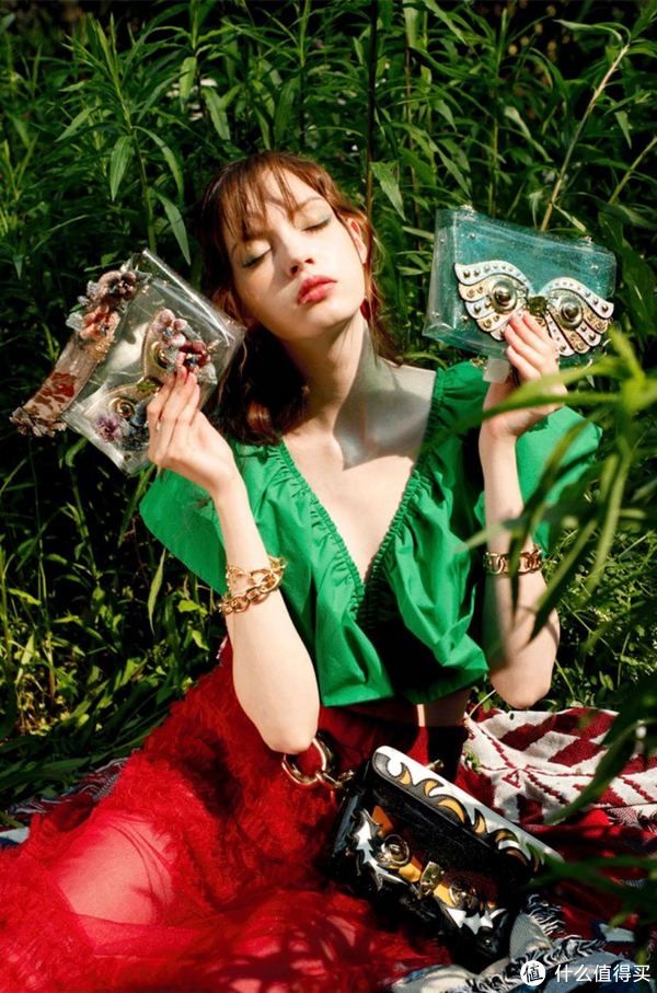 配饰|时不时就“变脸”的包包，你种草了吗？— 万寇WAN?ACCESSORY