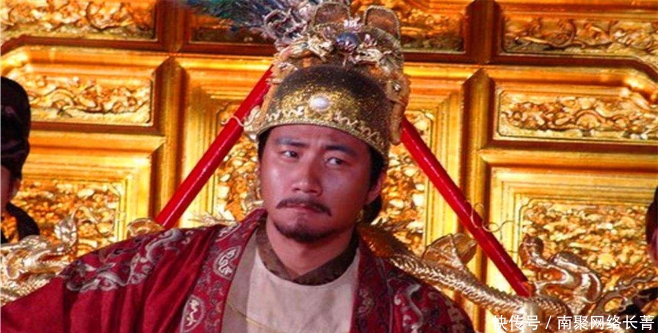 手下人|朱元璋吃饭的时候吃到毛发，为何没有杀手下人，反而乐了？