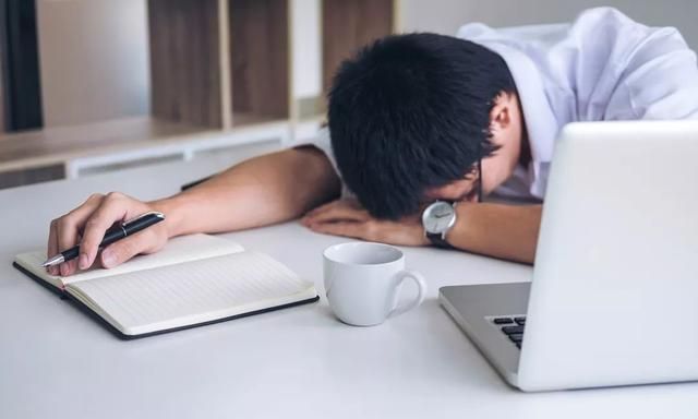 睡眠|最简单的养生方法,睡午觉。你有午休的习惯吗?午休的好处非常多