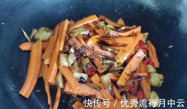一块豆腐,两道菜,10元左右,小老百姓的小日子,就这么造!