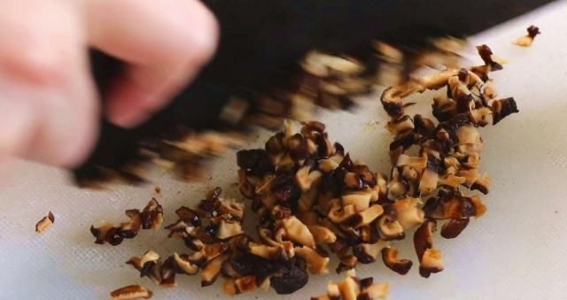 烧麦|糯米和面粉的结合太美味了如果你不做饭，就不需要烙饼很好吃，又软又粘