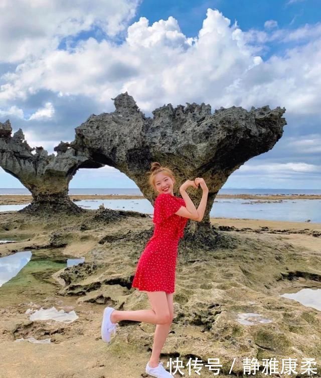 泰迪卷+仙女裙，漏耳短发+T恤，今夏这么搭时髦炸了洋气又减龄