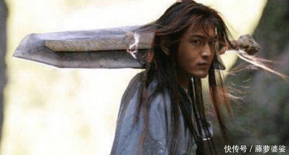 杨过是位大侠，却在无意间做错一事，害死了本该成为武林神话之人