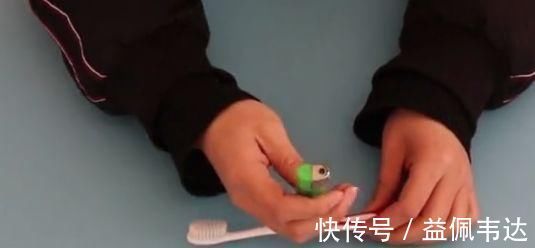 牙刷|旧牙刷别再扔了,用打火机烧一烧,功能很强大,学会受用一生!