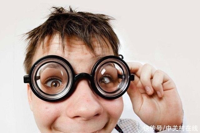 近视|2岁男童近视700度 哄娃神器最终害了孩子