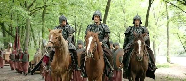 下联|将军出上联,“金戈一横只为钱”,士兵对的下联让将军无地自容