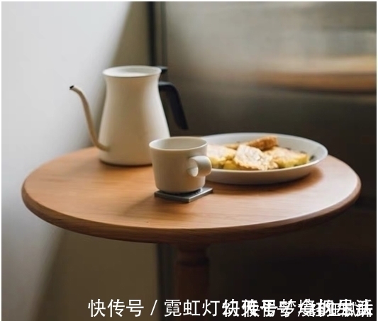 小边|别再相信茶几无用论了,这些能惊艳你家客厅的茶几,为什么不要
