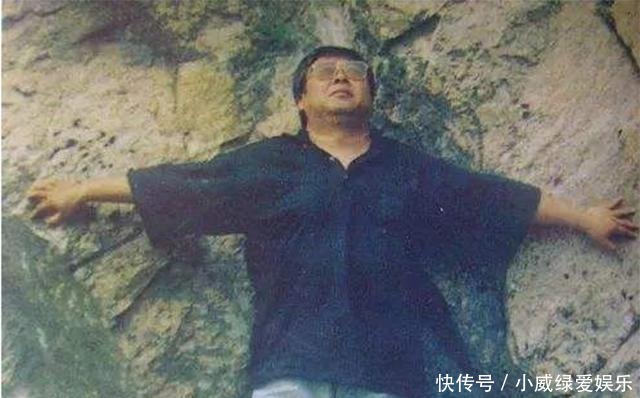 王玉德家|小学毕业的路遥迎来升初中的考试,继父:不准考试,回村受苦