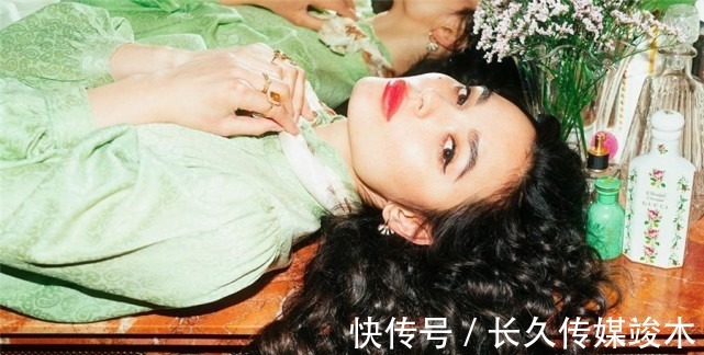 雪纺|初秋爱上优雅法式风!4招技巧变美变精致,高级的轻复古感很容易