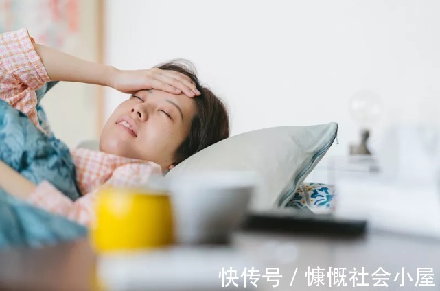 食盐|28岁女子高血脂加重，医生直言：家里2种“调味料”，炒菜时尽量少放