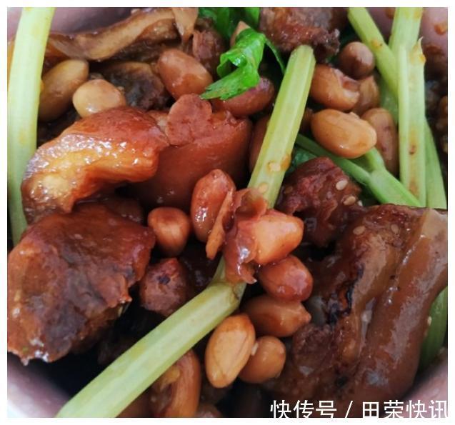 花生焖猪手|美食推荐宫保鸡丁、花生焖猪手、青椒油豆腐、口蘑卷心菜的做法
