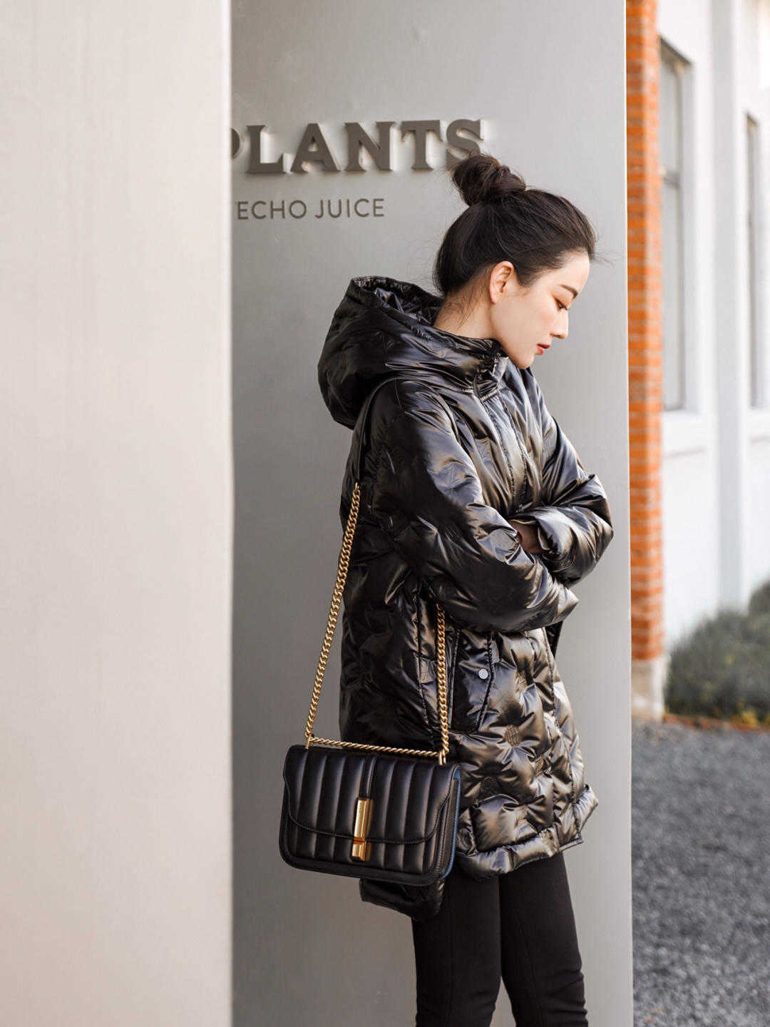 紧身裤|应对降温我有妙招!各种羽绒服穿搭分享,让你美得优雅