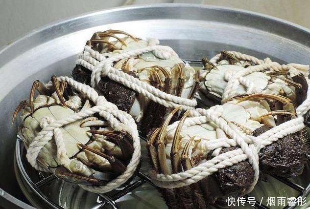 腹部|蒸螃蟹，用冷水还是热水？老渔民教你一招，不掉腿不流黄，没腥味