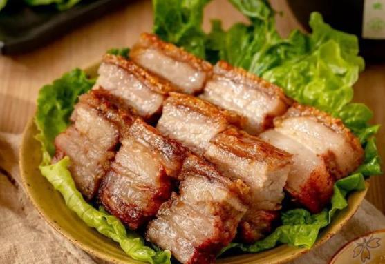 五花肉只会做成红烧肉吗,试试这个做法,解锁五花肉的新吃法