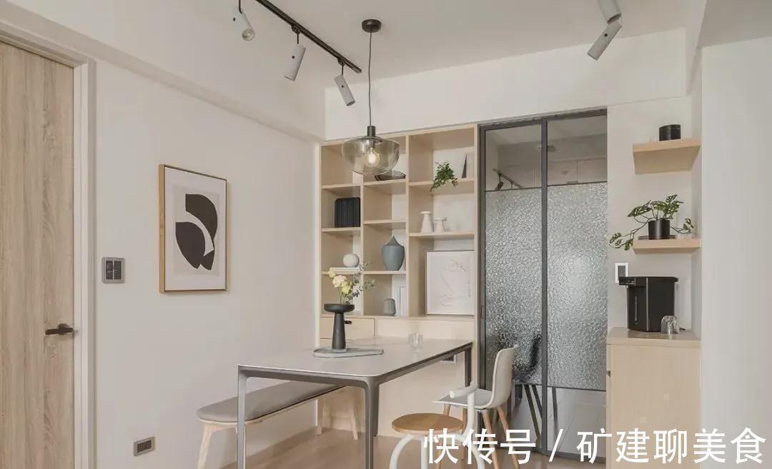 黑铁|套内仅73㎡,全屋堪称“教科书式”装修,日子过得清爽又干净!