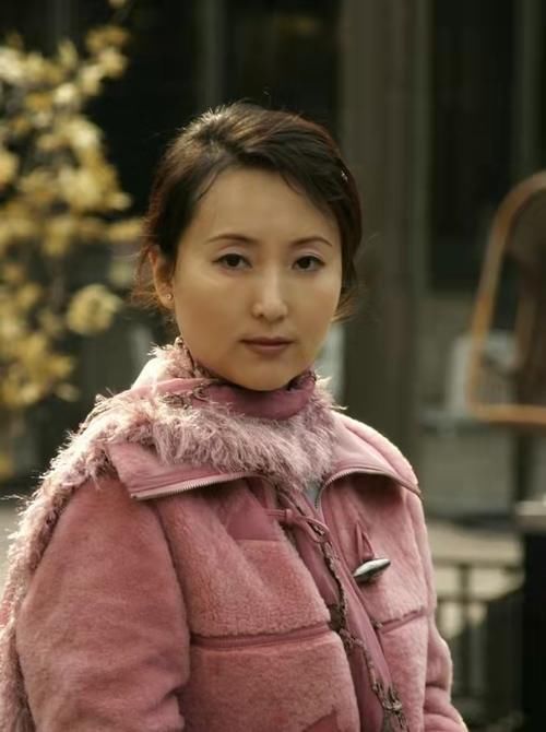 陈晓旭!宁死不手术,出家不到三月病逝:“人间仙子”陈晓旭被误解的悲剧