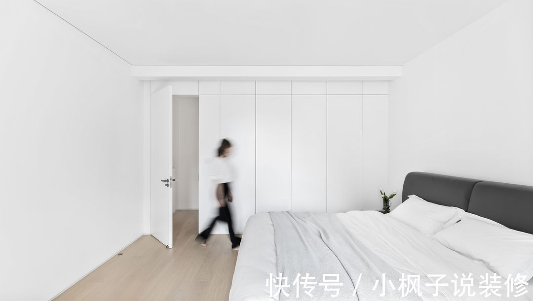 客餐厅|有一说一,还是极简风最耐看!看她家客餐厅,真大气