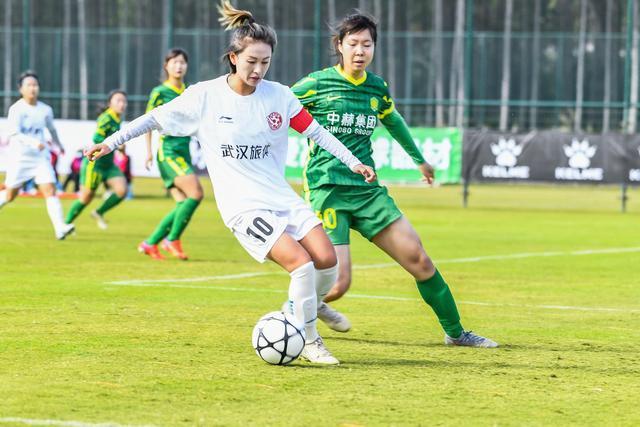 女足|4-1！陈婉婷展示指挥艺术，小胜晋级保存实力，半决赛遇最强对手