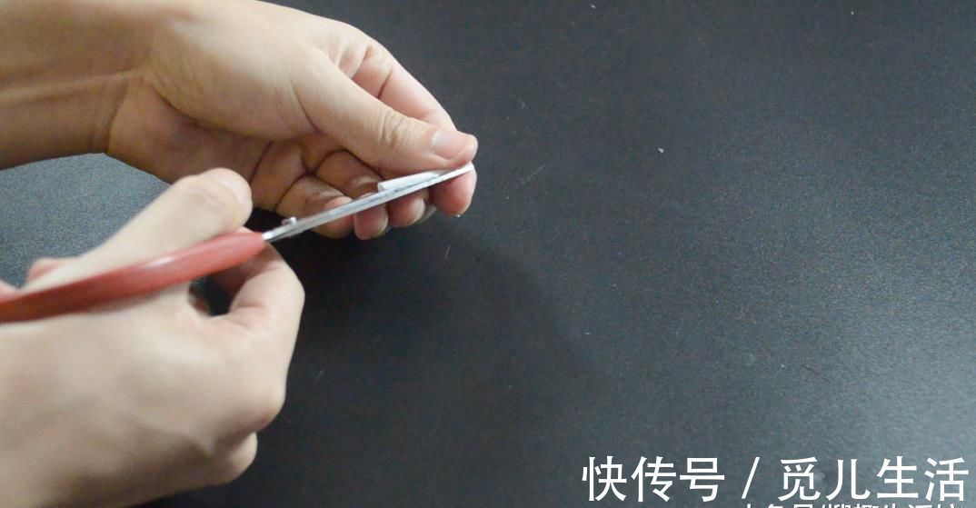 实用|拉链修理有妙招, 不用花钱修理, 一根吸管就能搞定, 简直太实用了